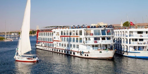 Hurghada: 4 Days Nile Cruise (FB) with Luxor and Aswan Tours