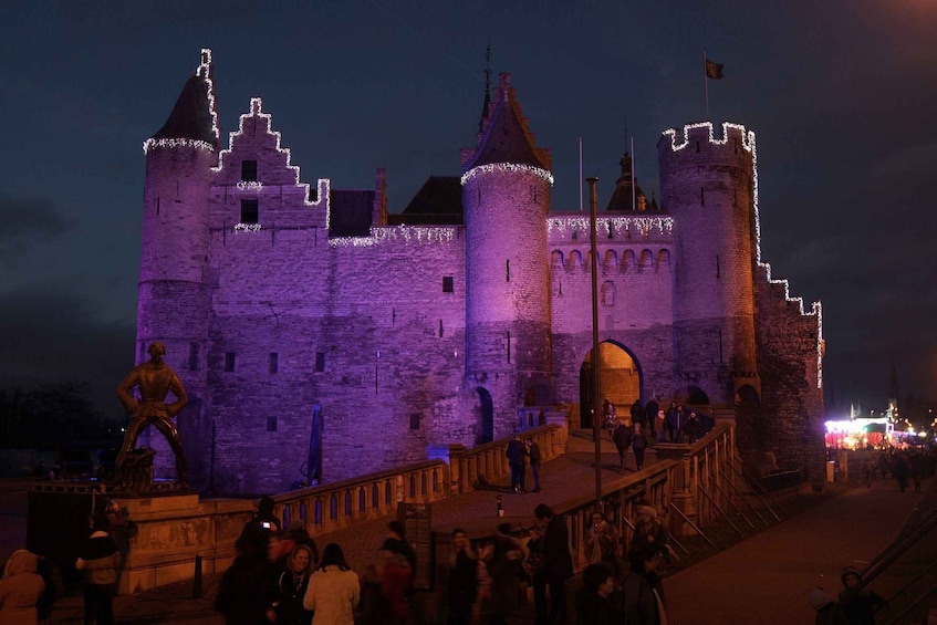 Antwerp: Private Christmas Market Tour