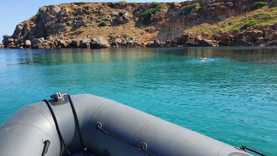 Fornells : Boat Trip to coves & beaches with snorkeling