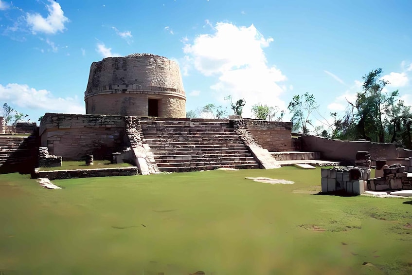 From Mérida: Archeological Zone Mayapan & Santa Rosa Cenotes