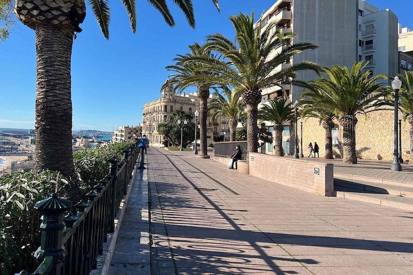 Barcelona: Tarragona & Sitges Guided Day Trip with Transfers