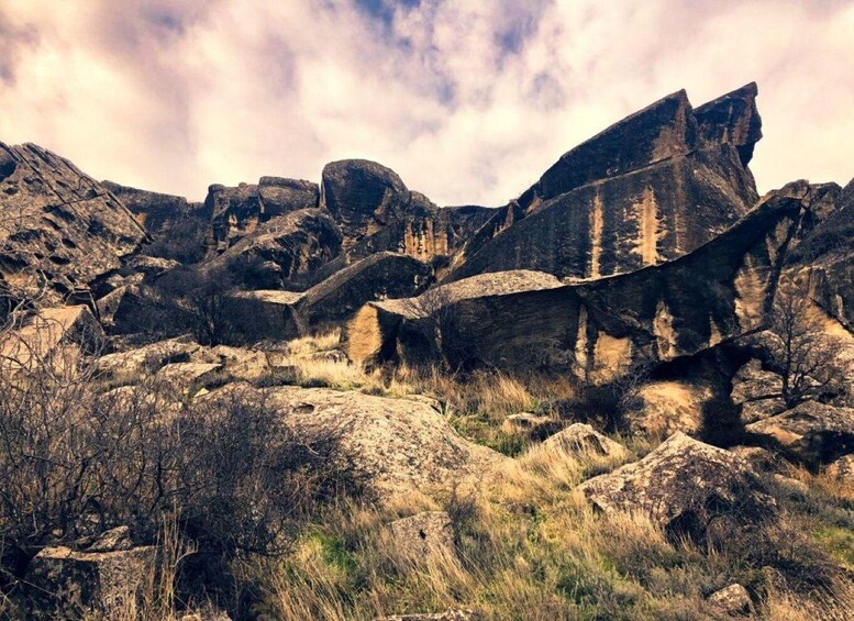 Picture 1 for Activity Gobustan, Mud volcanoes, Fire temple, Fire Mountain Tour