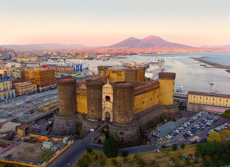 Picture 1 for Activity Naples: walk to Naples with local guide