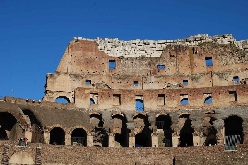 Rome: Colosseum, Roman Forum, & Palatine Hill Walking Tour