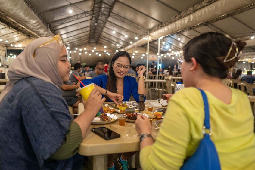 Picture 6 for Activity Makati Filipino Street Food and Drink Tour