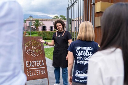 Ragalna : Dégustation de vins de l'Etna et cuisine sicilienne