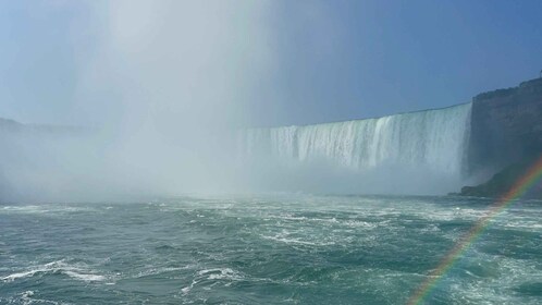 Niagara Falls, NY: Maid of the Mist Boat and Walking Tour