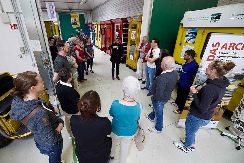 Picture 1 for Activity Heusenstamm:tour of the Depot of the museum of communication