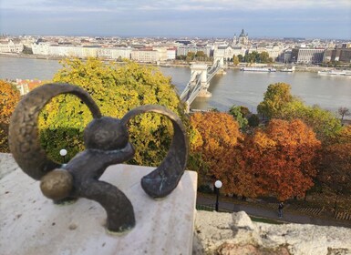 Budapest: Guided City Walking Tour in Buda and Pest