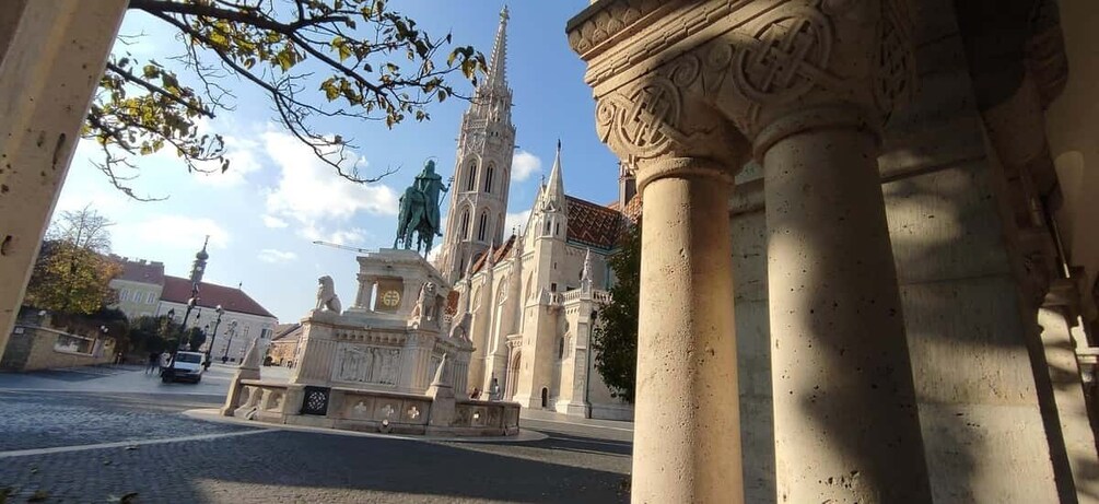 Picture 3 for Activity Budapest: Guided City Walking Tour in Buda and Pest