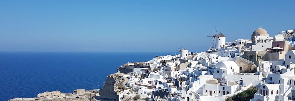 Authentic Santorini: A Self-Guided Audio Tour in Oia