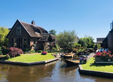 Amsterdam: Zaanse Schans and Giethoorn Day Trip with Cruise