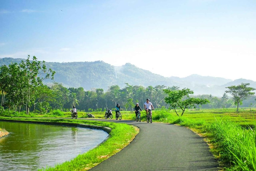 Yogyakarta: Nanggulan Village Fun Cycling