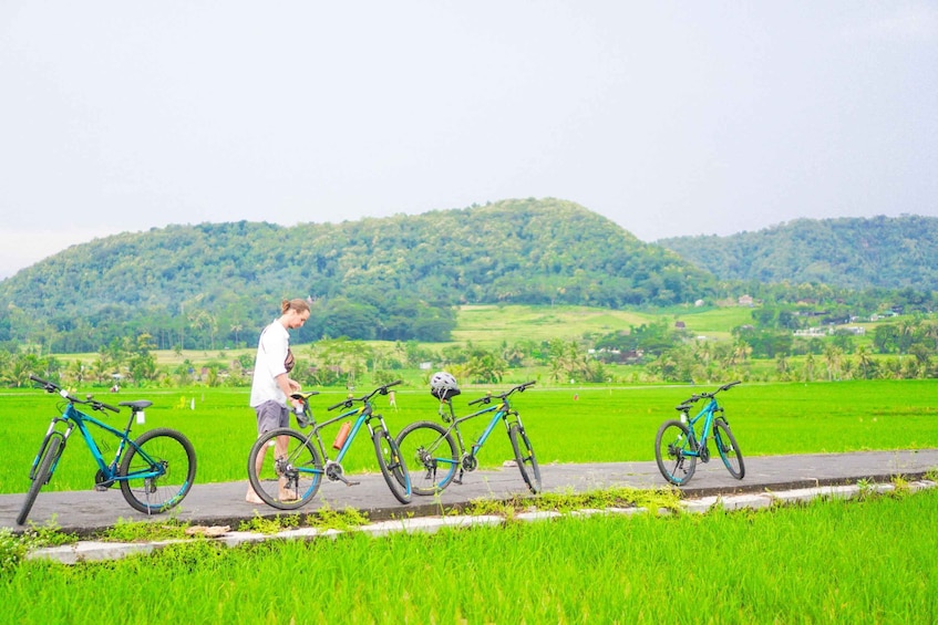 Picture 2 for Activity Yogyakarta: Nanggulan Village Fun Cycling