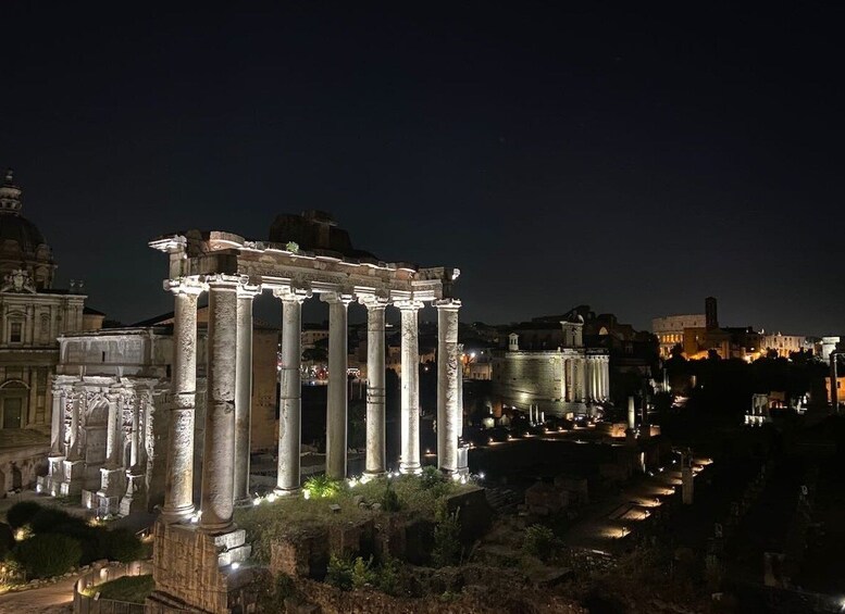 Picture 2 for Activity Rome: Guided eBike Evening Tour with italian Aperitif