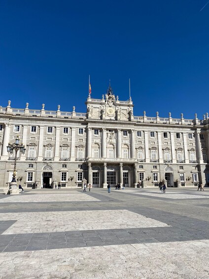 Picture 8 for Activity Madrid: Galeria de las Colecciones Reales and Royal Palace