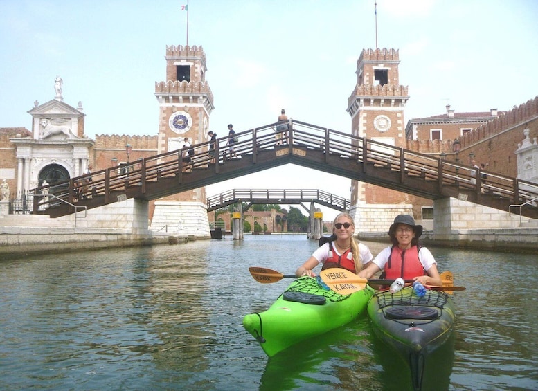 Venice: Hidden Canal Gems Kayak Tour with Certified Guide