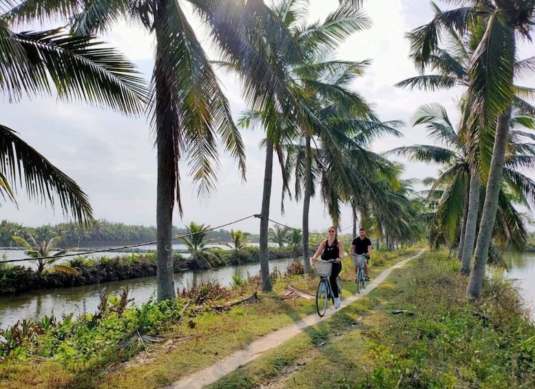 Picture 2 for Activity Hoi An: Countryside Tour by Bike with Meal