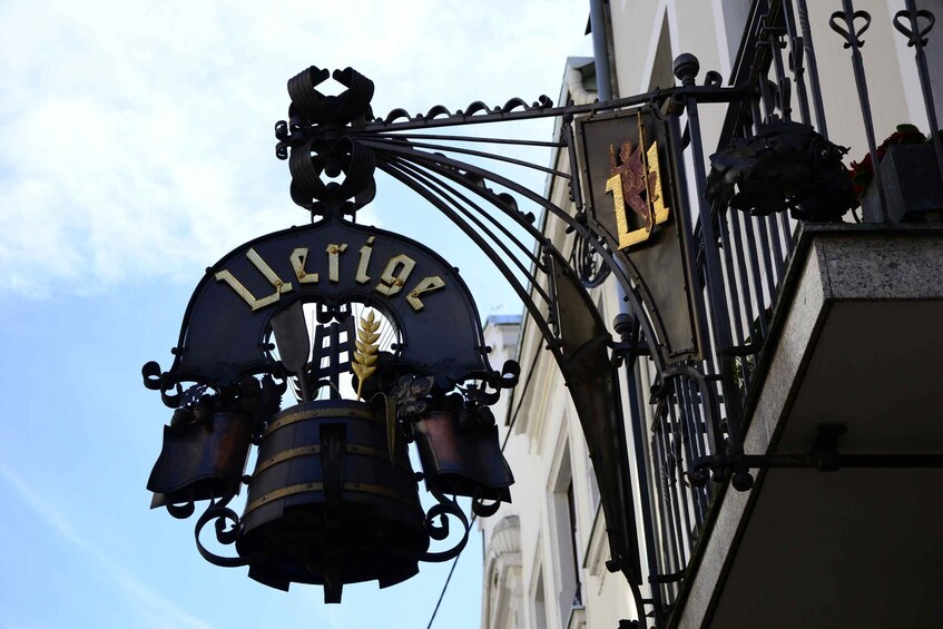 Picture 9 for Activity Düsseldorf: Tipping based - Old Town Walking Tour