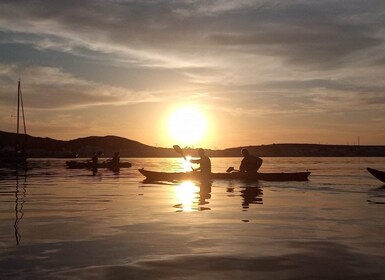 Fornells Bay: Sunset Kayak Tour from Ses Salines, Menorca.