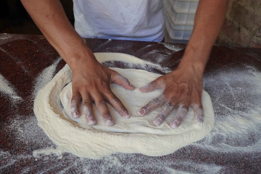 Picture 3 for Activity Volterra: Pizza Cooking Class