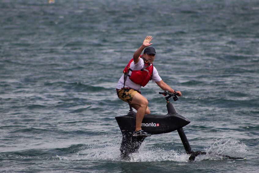 Picture 4 for Activity Pucón, Chile: Tour the lake on a Water Bike, SL3