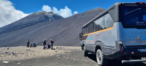 Mount Etna: Ascent to 2800m by 4x4