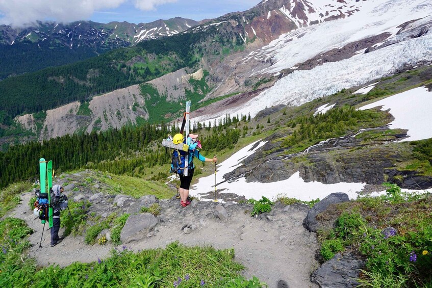 Picture 2 for Activity From Seattle - Enchanting Mt Baker & Cascade mountains tours