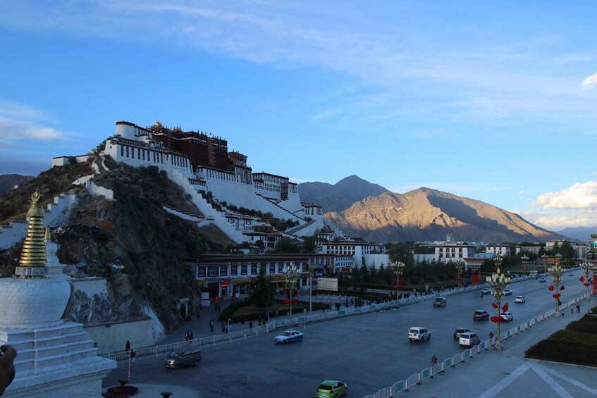 Picture 1 for Activity 4 Days Lhasa City Tibet Tour included Permit issued