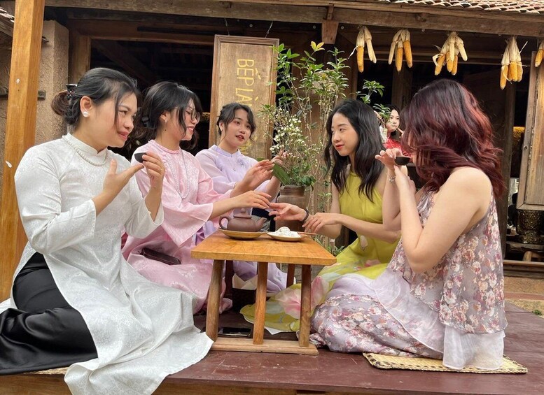 Picture 6 for Activity Instagram Tour Duong Lam Ancient Village with Train Street