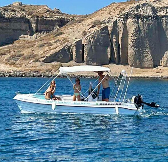 Santorini: License-Free Boat Rental with Snorkeling Gear