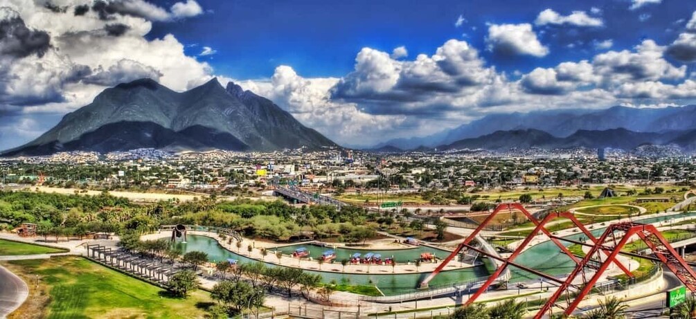 Picture 3 for Activity Monterrey: Metro Tour Adventure