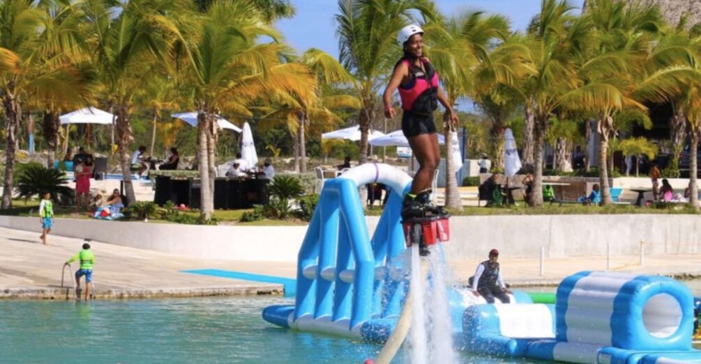 Punta Cana: Caribbean Lake Park Flyboard Experience