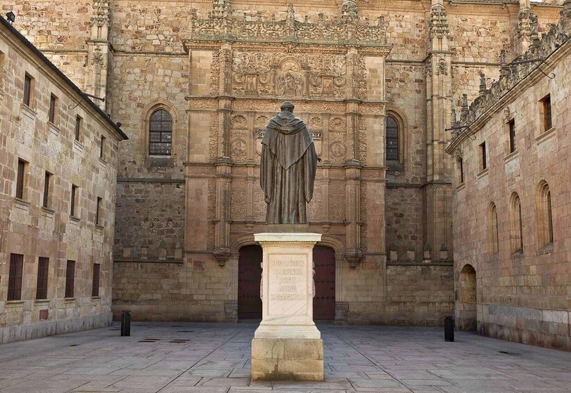 Picture 2 for Activity Salamanca: Private Guided Customizable Walking Tour
