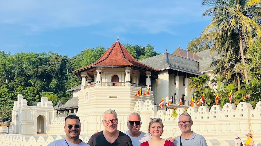 Kandy City Tuk Tuk Tour by Lanka Safe Tours