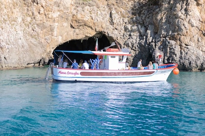 Sperlonga: Private Blue Grotto Boat Tour