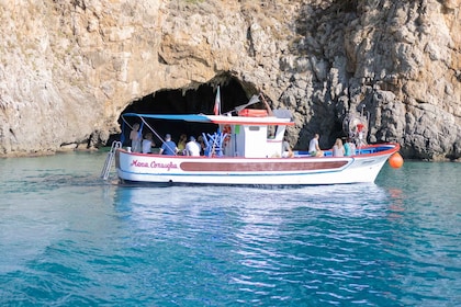 Sperlonga: Private Blue Grotto Boat Tour