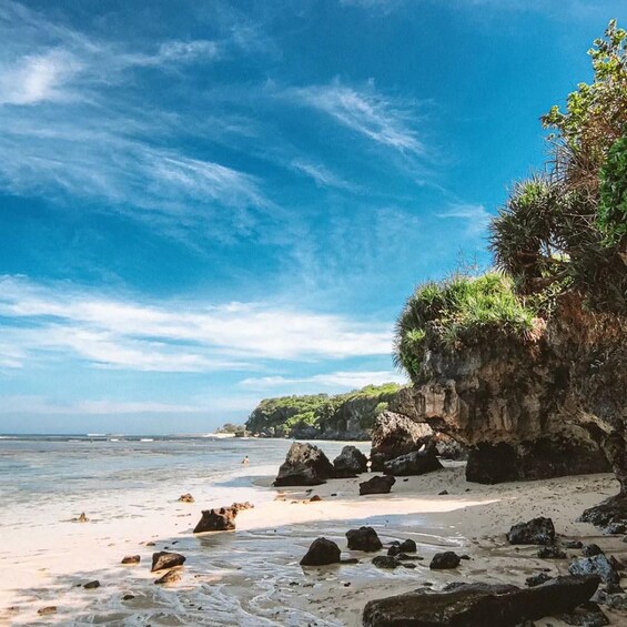 Picture 2 for Activity Bali: White Sand Beaches & Uluwatu Sunset Tour