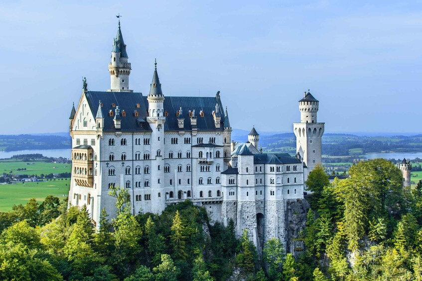 Picture 2 for Activity From Munich: Private Day Trip to Neuschwanstein Castle