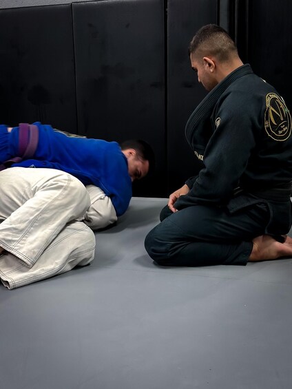 Picture 1 for Activity Discover Brazilian Jiu-Jitsu through a group class