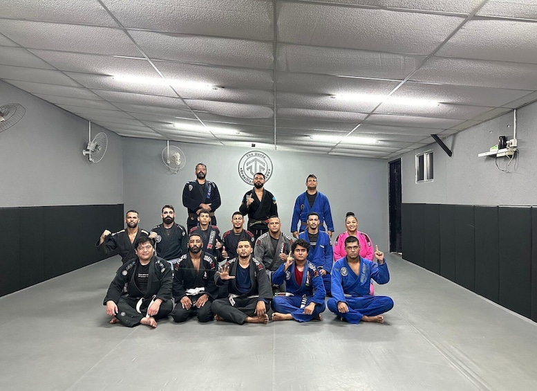 Picture 3 for Activity Discover Brazilian Jiu-Jitsu through a group class