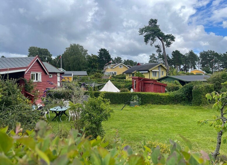 Picture 10 for Activity Oslo Island Walks: Island Hopping Tour