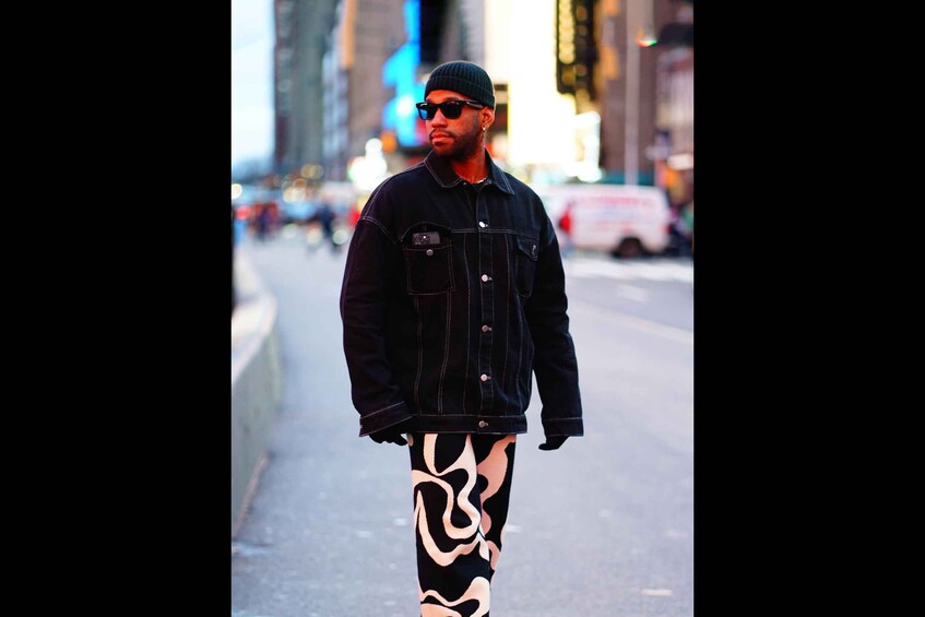 Picture 6 for Activity New York City: Solo or Couples Photoshoot in Times Square!
