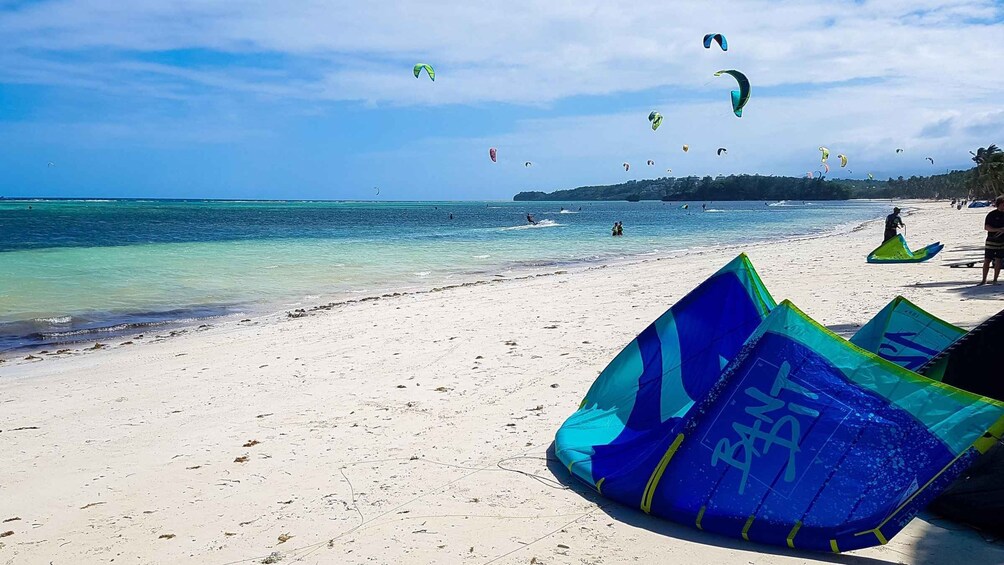 Picture 2 for Activity Boracay Kiteboarding Discovery Course