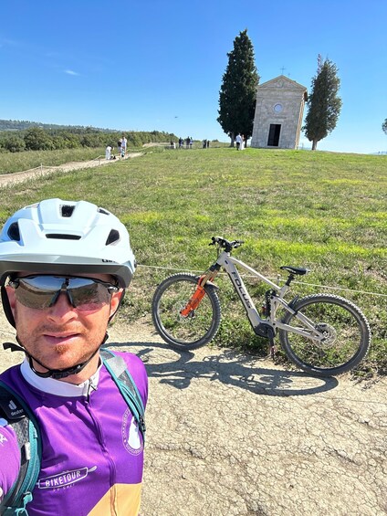 Picture 9 for Activity Siena: Guide Bike Tour of Val d’Orcia