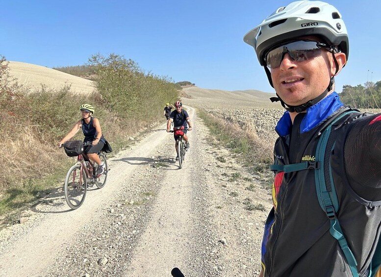 Picture 5 for Activity Siena: Guide Bike Tour of Val d’Orcia