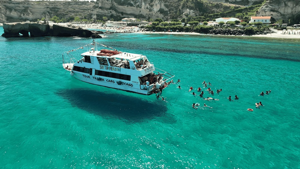 Picture 2 for Activity From Tropea: Capo Vaticano boat tour with snorkel & aperitif