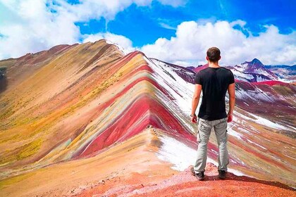 tour to the 7-color Mountain and Red Valley (optional)