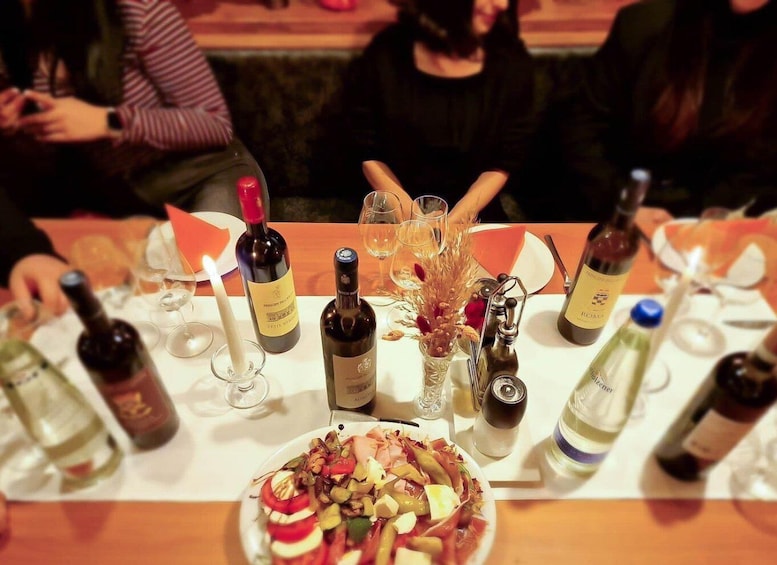 Picture 3 for Activity Bogen: Italian Wine & food tasting at Pulcinella Restaurant