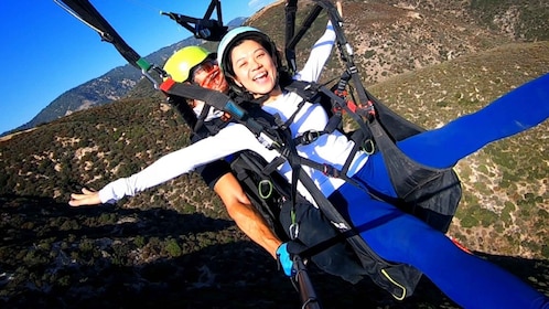 San Bernardino: Tandem Paragliding Flight